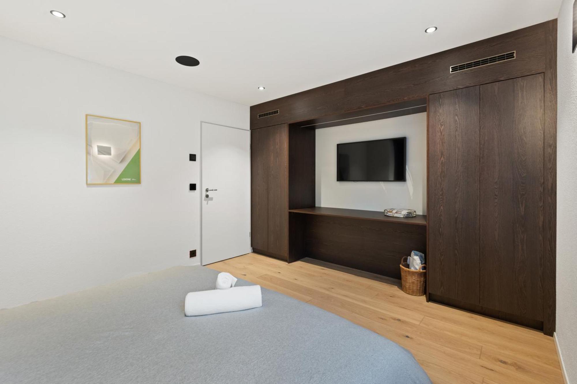 The R Apartment Uetliberg, Klima, Parken - Wallbox Geroldswil Dış mekan fotoğraf